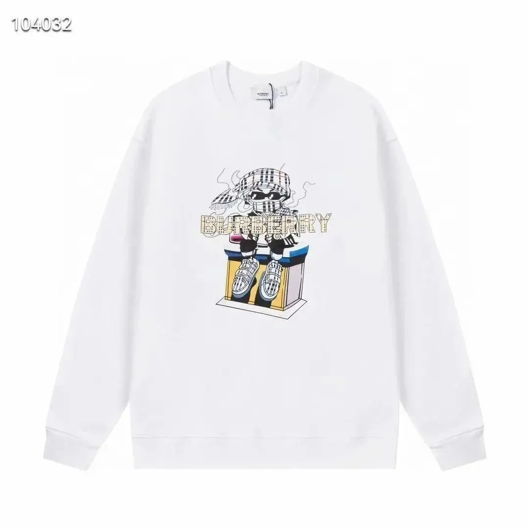 Burberry Check Print & Teddy Bear Graphic Sweatshirts — foto 10 de 11