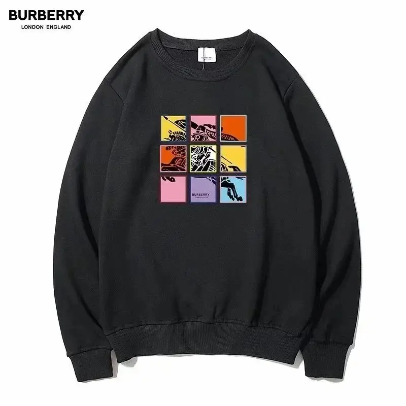 Burberry Check Print & Teddy Bear Graphic Sweatshirts — foto 8 de 11