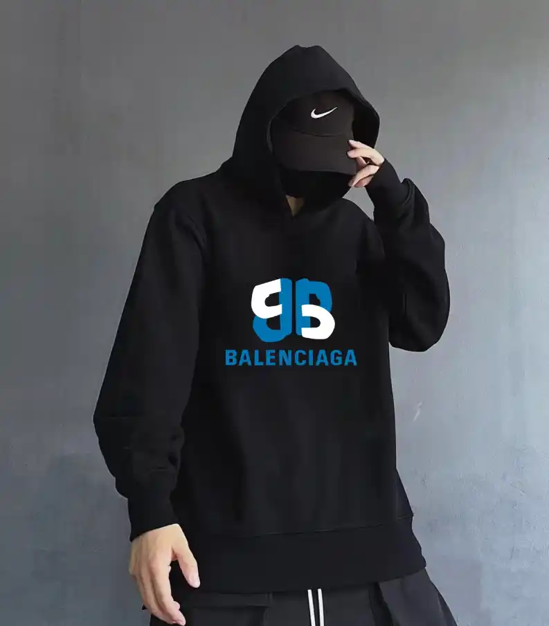 Balenciaga BB Logo Hoodie — foto 2 de 13