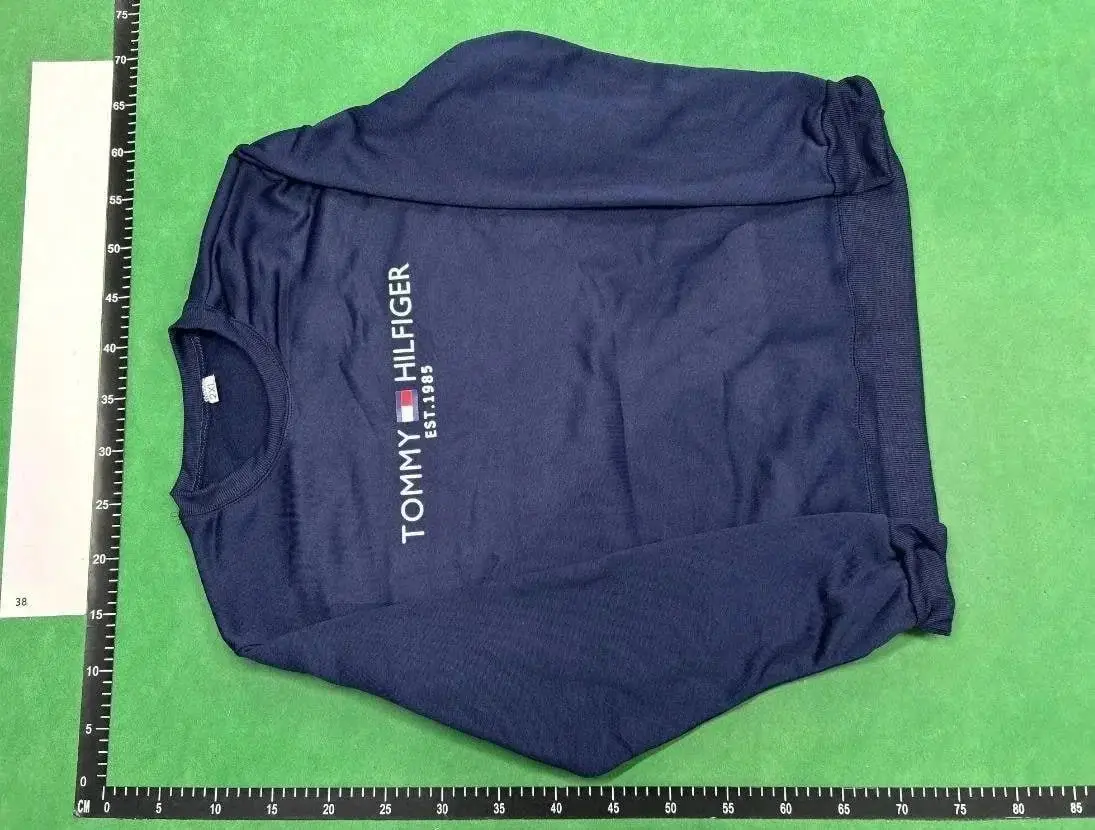 Tommy Hilfiger Logo Hoodie [26 styles] — foto 8 de 8