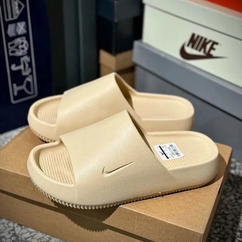 Nike slippers ( 4 + styles) — foto 4 de 6