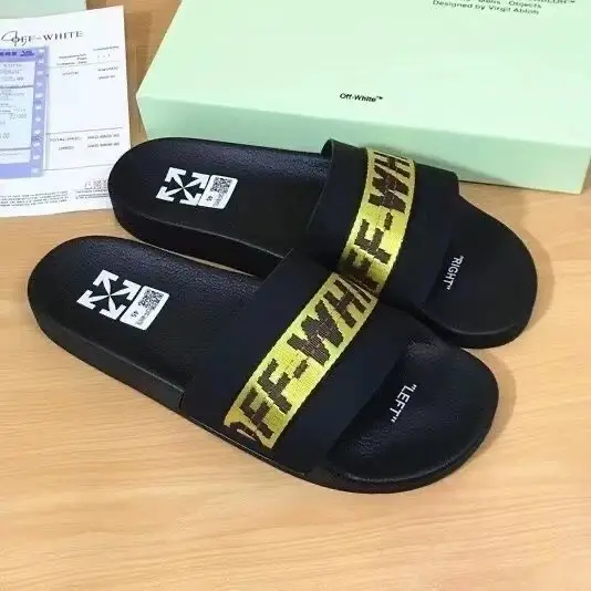 Off White Slippers [30 styles] — foto 10 de 15