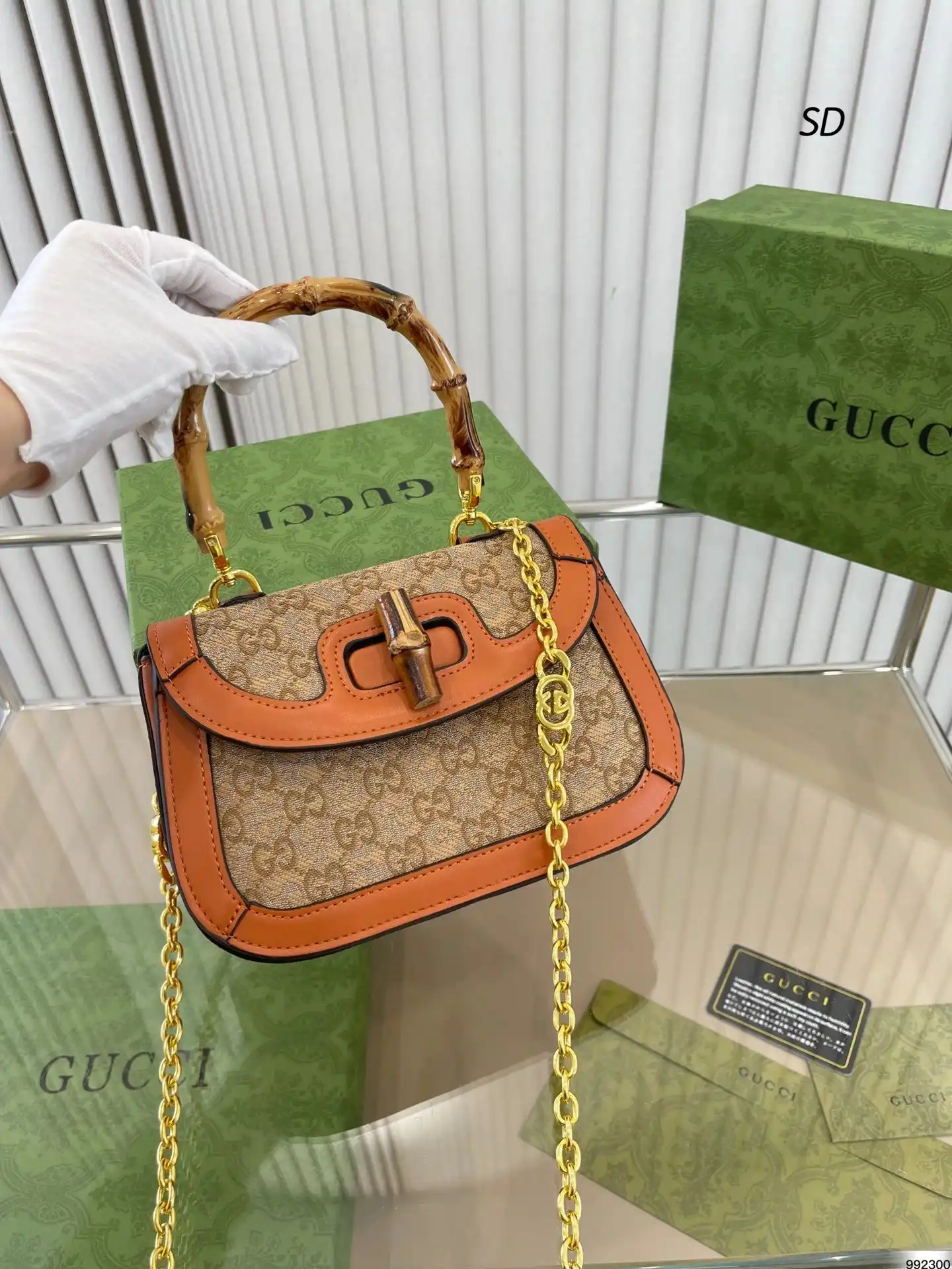 Gucci Handbags [14 styles] — foto 13 de 15