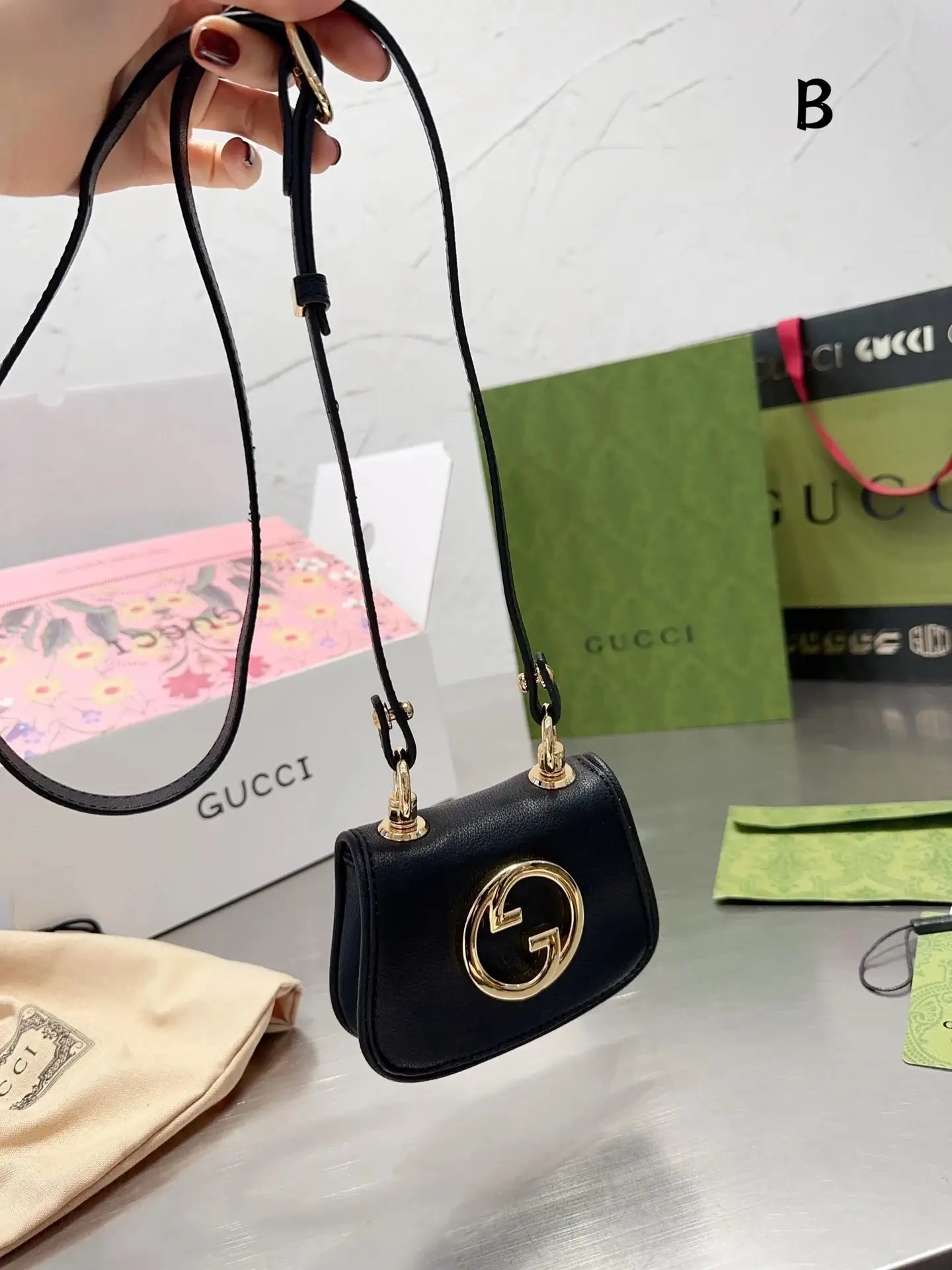 Gucci Handbags [14 styles] — foto 4 de 15