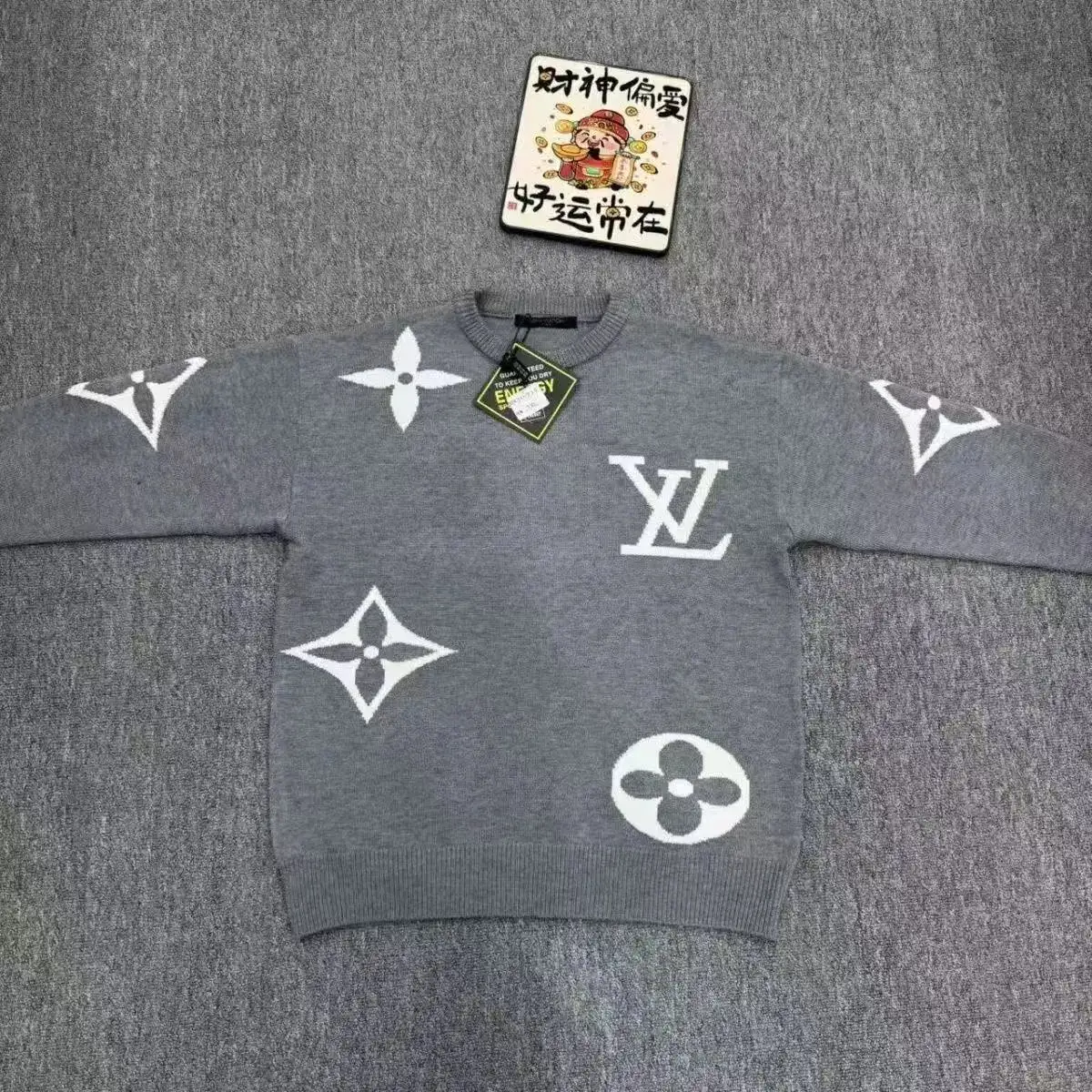 Louis Vuitton Sweater [13 styles] — foto 3 de 14