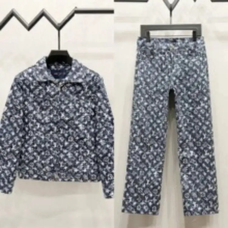 Louis Vuitton Jeans [8 styles] — foto 3 de 5