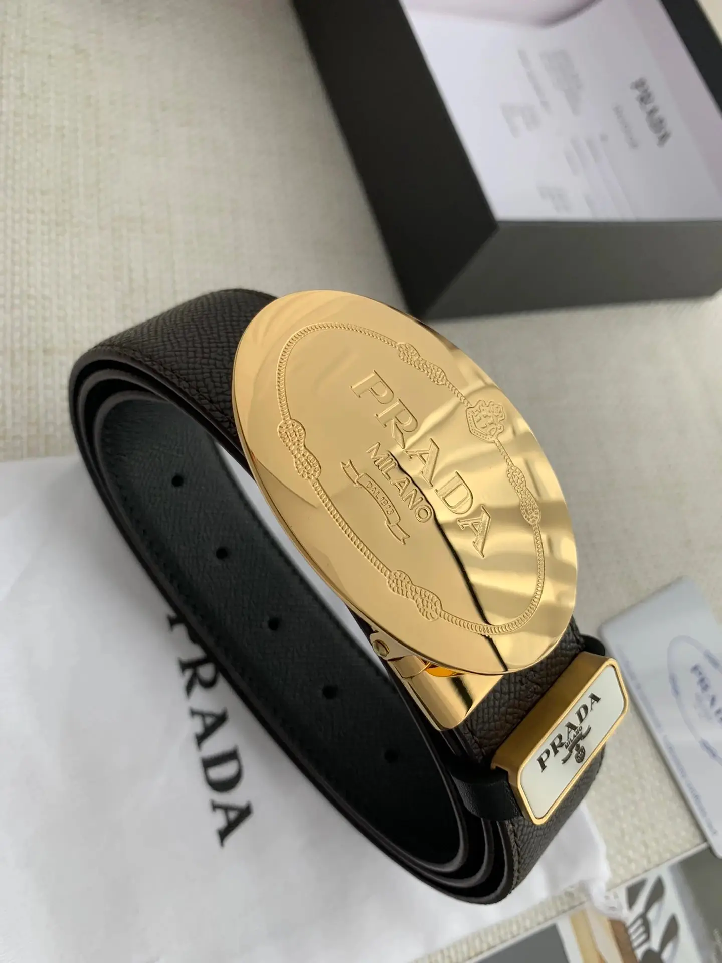 Prada Leather Belt [14 styles] — foto 14 de 15