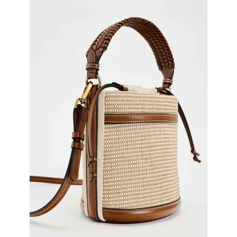 Bottega Veneta Bucket Bag [3 styles] — foto 5 de 5