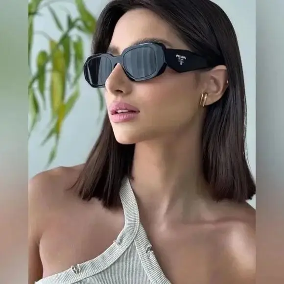 Prada Sunglasses [11 styles] — foto 3 de 8