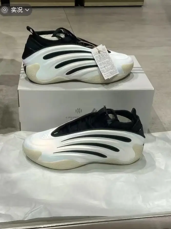 Adidas Chunky Sneakers [5 styles] — foto 2 de 5